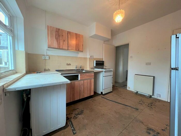 2 Bedroom Flat For Sale In Park Street, Chatteris, Cambs., PE16