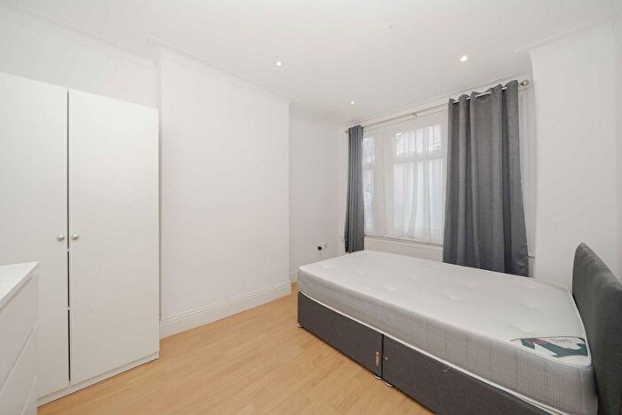 4 Bedroom Property To Rent In Ashbourne Road, Mitcham, CR4