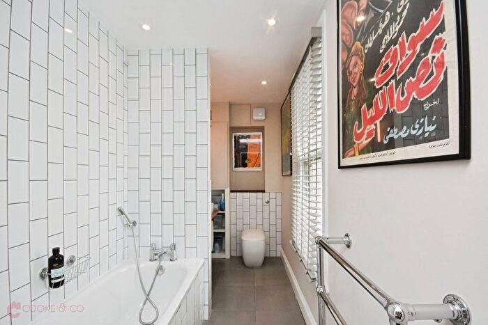 2 Bedroom End Terrace House For Sale In Albert Street, Ramsgate, Kent, CT11