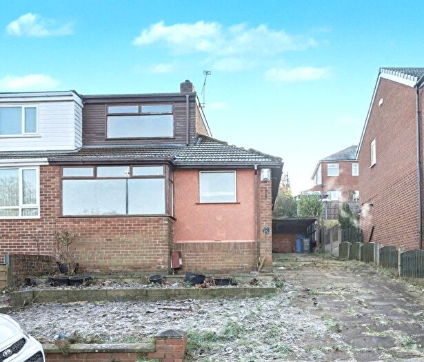 3 Bedroom Semi Detached House For Sale In Outwood Avenue, Swinton, Manchester, M27