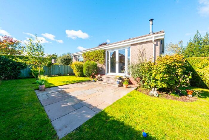 2 Bedroom Bungalow For Sale In Gagiebank, Wellbank, Dundee, DD5