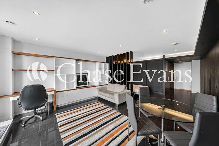 Studio To Rent In West Tower, Pan Peninsula, Canary Wharf, London, E14