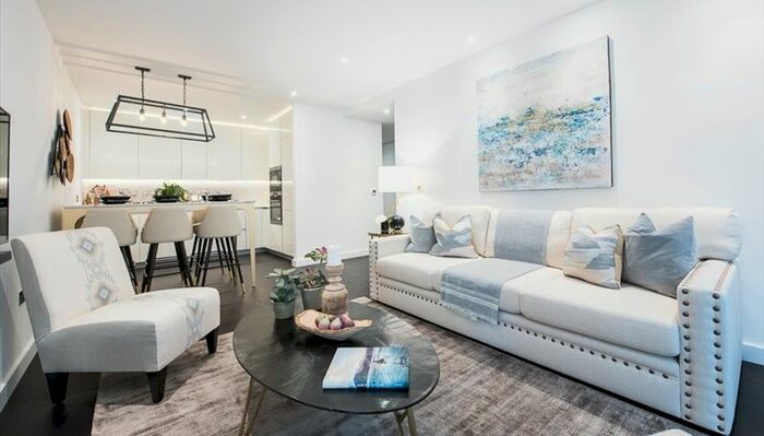 2 Bedroom Town House To Rent In Charles Clowes Walk, London, SW11