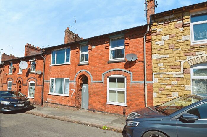 2 Bedroom Terraced House To Rent In Sackville Street, Kettering, NN16