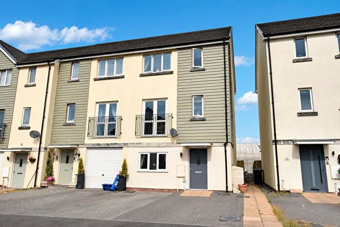 5 Bedroom End Of Terrace House For Sale In Clarendon Gardens, Barnstaple, Devon, EX31