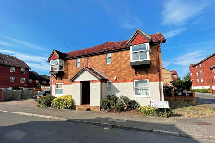 Apartment To Rent In Silbury Avenue, Colliers Wood Borders, CR4