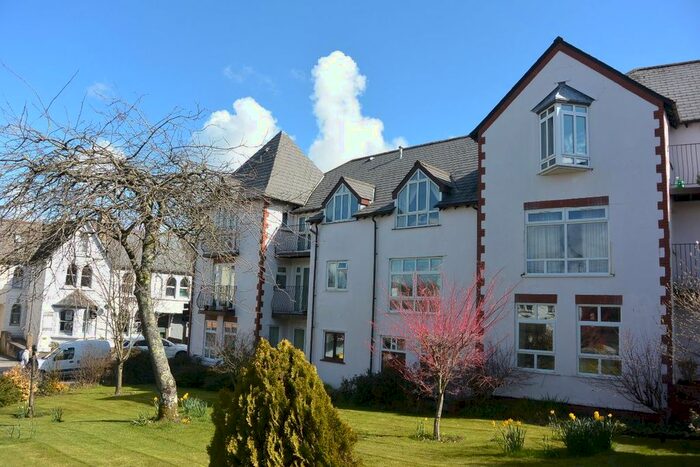 2 Bedroom Flat To Rent In East Street, Okehampton EX20