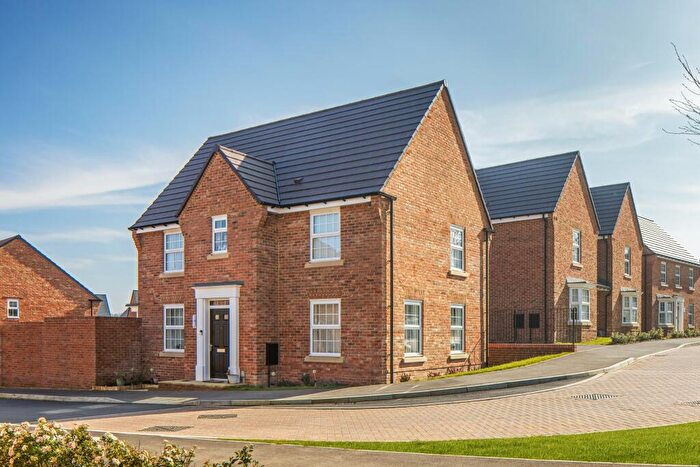 4 Bedroom Detached House For Sale In Bastion Street, Newbury, West Berkshire, RG14