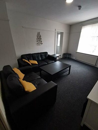 1 Bedroom End Of Terrace House To Rent In Stalker Lees Road, S11