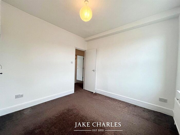 1 Bedroom Flat To Rent In Green Lanes, London, N8