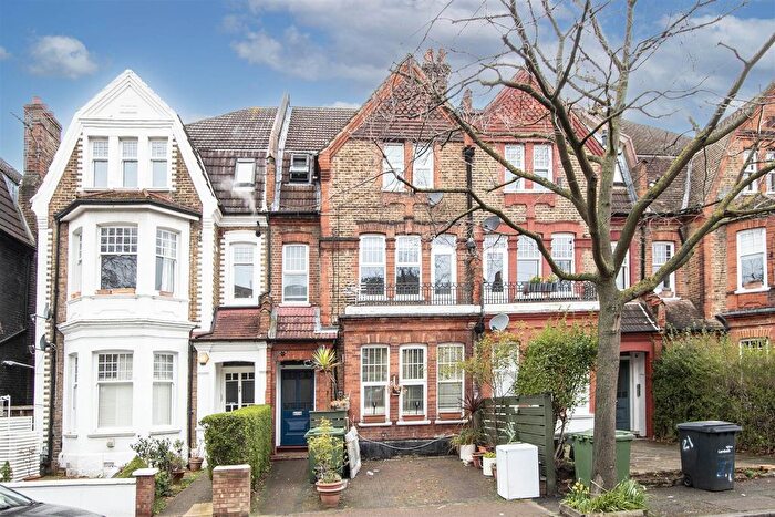 1 Bedroom Flat To Rent In Ashlake Road, London, SW16