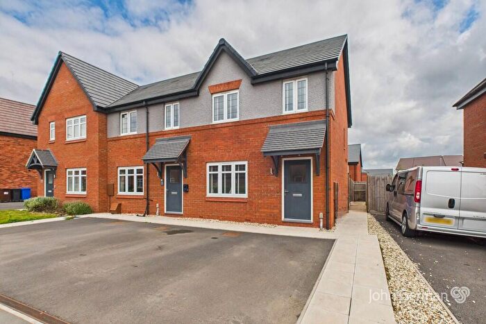 3 Bedroom Semi-Detached House For Sale In Greenways Road, Tatenhill, DE13