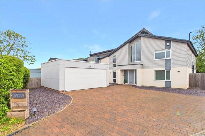 4 Bedroom Detached House For Sale In Berry Green Park, Clopton, Kettering, Northamptonshire, NN14