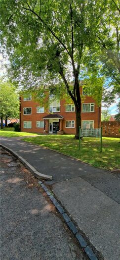 1 Bedroom Apartment To Rent In Jervoise Drive, Birmingham, West Midlands, B31