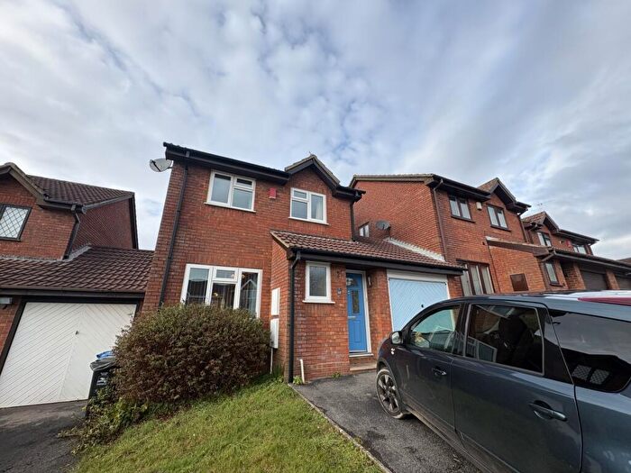 3 Bedroom House To Rent In Marshwood Avenue, Poole, BH17