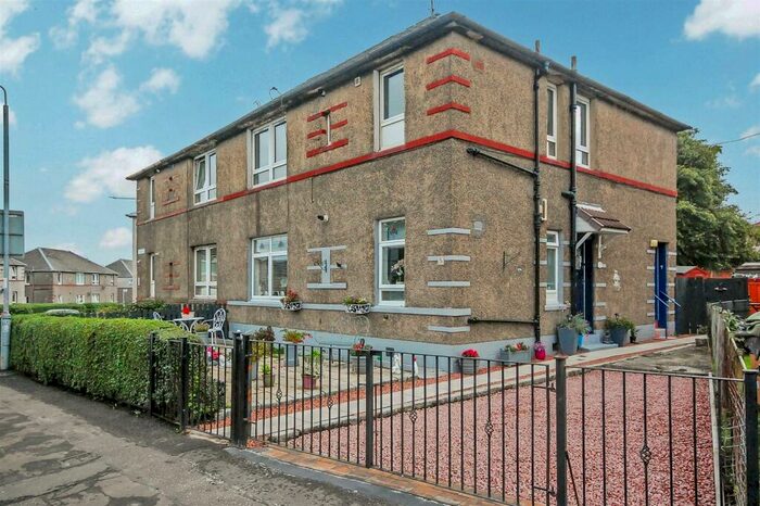 2 Bedroom Flat To Rent In Newfield Place, Rutherglen, Glasgow, G73