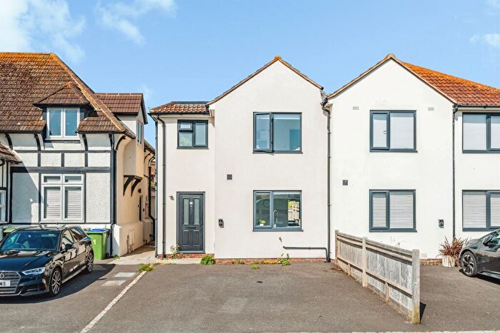 3 Bedroom Semi-Detached House For Sale In College Road, Seaford, BN25