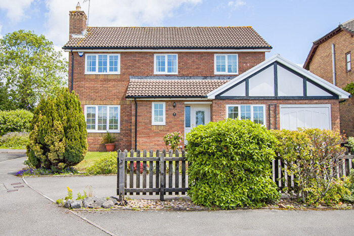 4 Bedroom Detached House For Sale In Upper Cosmeston Farm, Penarth, CF64