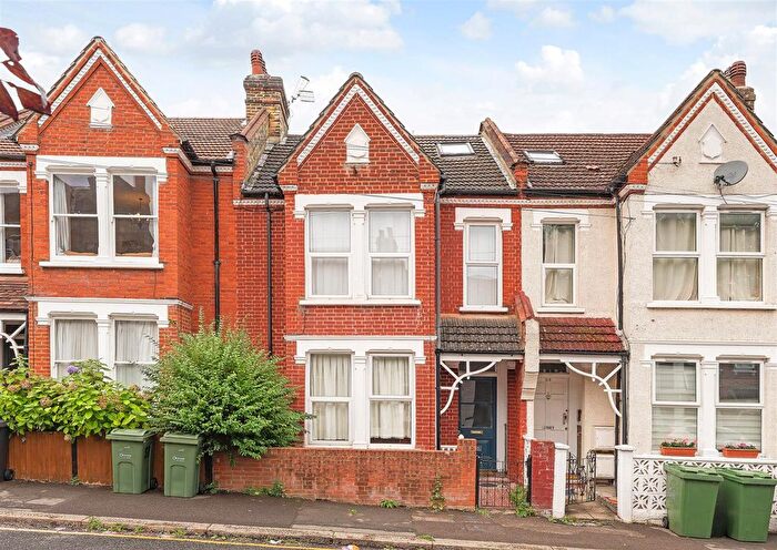 6 Bedroom Terraced House For Sale In Harpenden Road, West Norwood, SE27