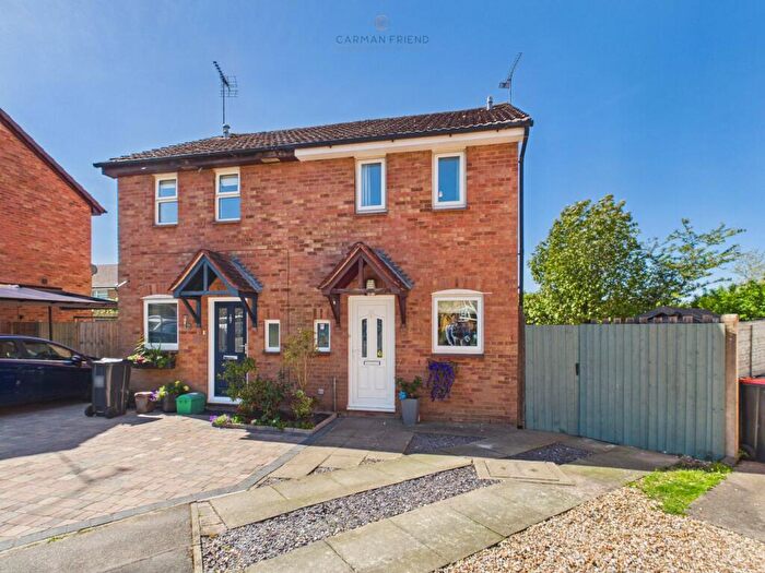 2 Bedroom Semi-Detached House For Sale In Bluebell Close, Huntington, CH3