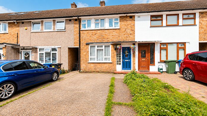 2 Bedroom Terraced House For Sale In Usk Road, Aveley, RM15
