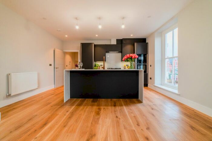 2 Bedroom Apartment To Rent In Suffolk House, Romilly Road, Canton, CF5