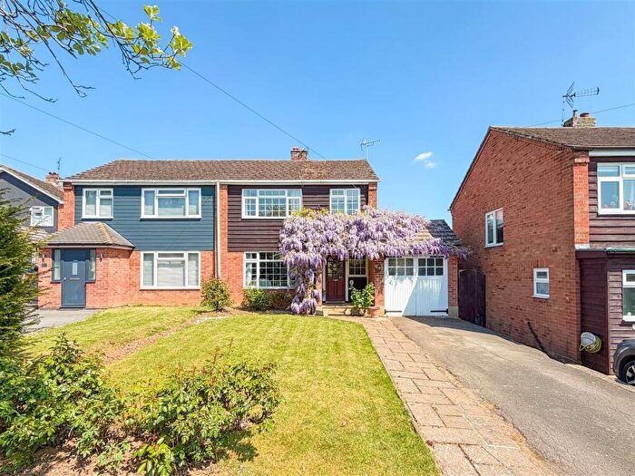 4 Bedroom Semi-Detached House For Sale In Easington Road, Dane End, SG12