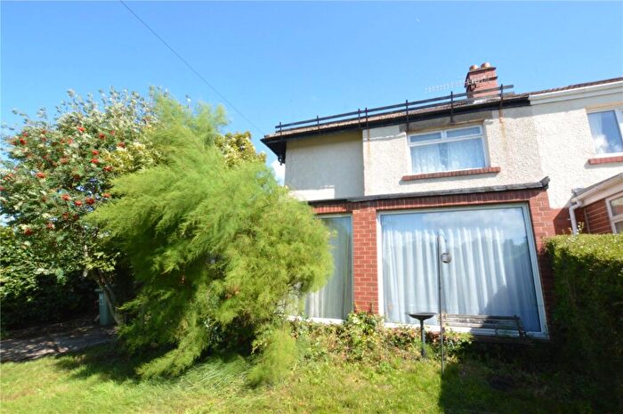 3 Bedroom Semi-Detached House For Sale In Bradford Road, Otley, West Yorkshire, LS21