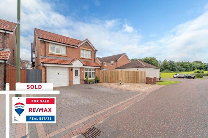 4 Bedroom Detached House For Sale In Hunter Grove, Bathgate, EH48