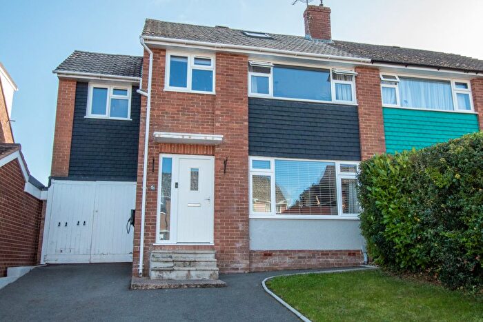 4 Bedroom Semi-Detached House For Sale In Budeaux Close, Ottery St Mary, EX11