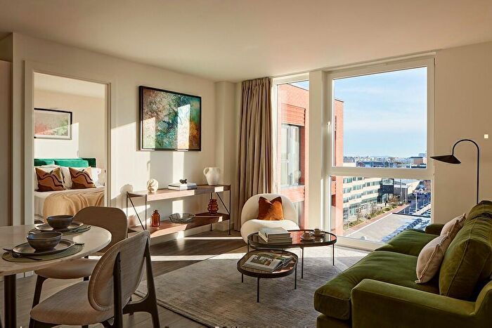 1 Bedroom Flat To Rent In Dumballs Road, Cardiff(City), CF10