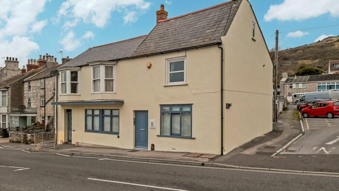 1 Bedroom Maisonette To Rent In Fortuneswell, Portland, Dorset DT5