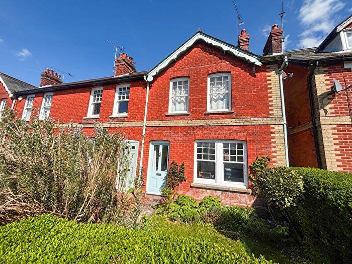 3 Bedroom End Of Terrace House For Sale In Droxford, SO32