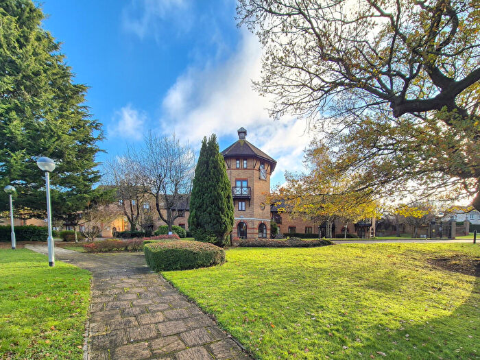 1 Bedroom Apartment To Rent In Lawrence Moorings, Sawbridgeworth, Herts, CM21