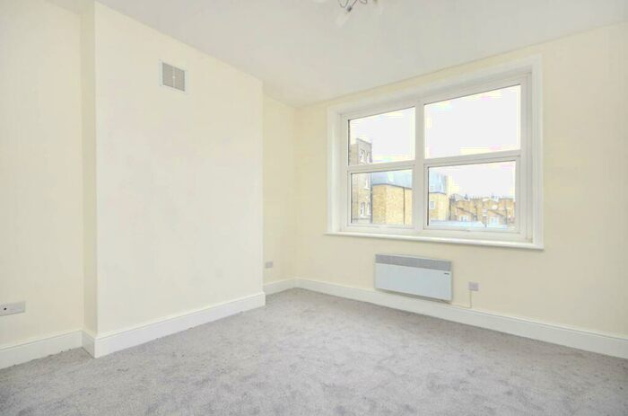 Studio To Rent In Allitsen Road, St John's Wood, London, NW8
