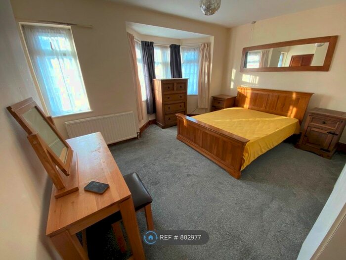 2 Bedroom Terraced House To Rent In Havelock Road, Harrow, HA3