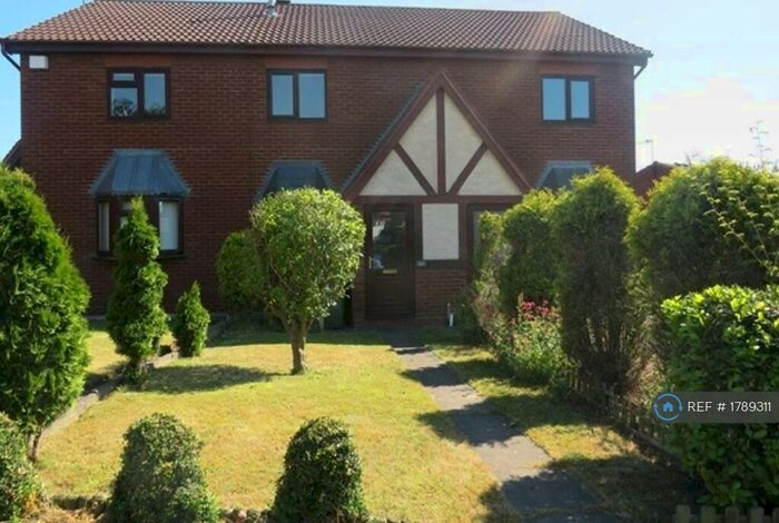 2 Bedroom Terraced House To Rent In Wealdstone Drive, Dudley, DY3