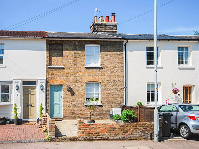 2 Bedroom Terraced House To Rent In Railway Place, Hertford, SG13