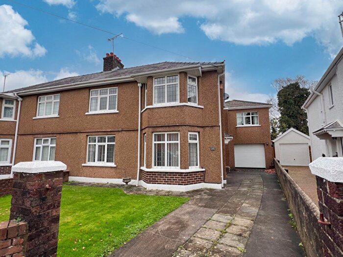 4 Bedroom Semi Detached House For Sale In Glanogwr Road, Bridgend, CF31