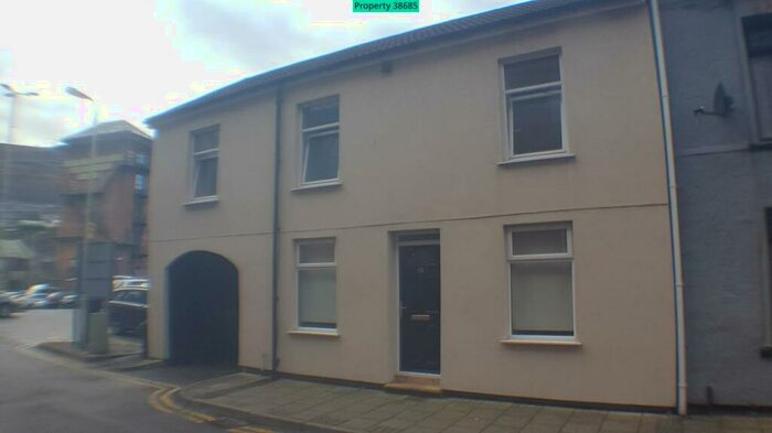 4 Bedroom End Of Terrace House To Rent In Foundry Place, Porth, CF39