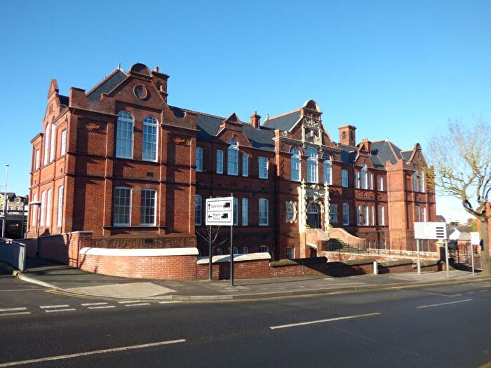 2 Bedroom Apartment To Rent In Victoria Road, Old Town, Swindon, SN1