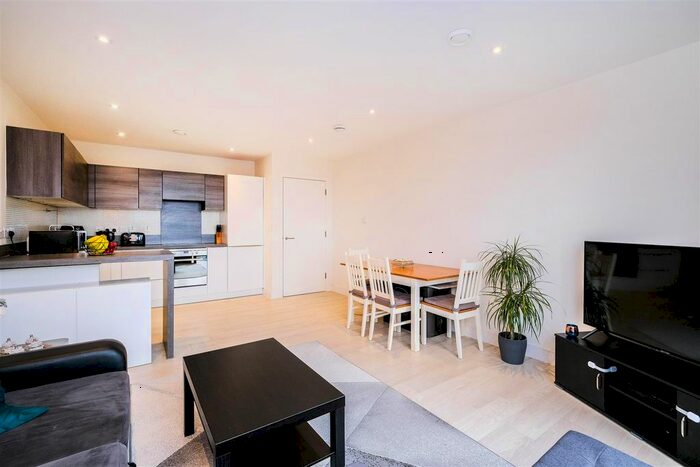 1 Bedroom Flat For Sale In Chaplin House, Hoe Street, Walthamstow, E17