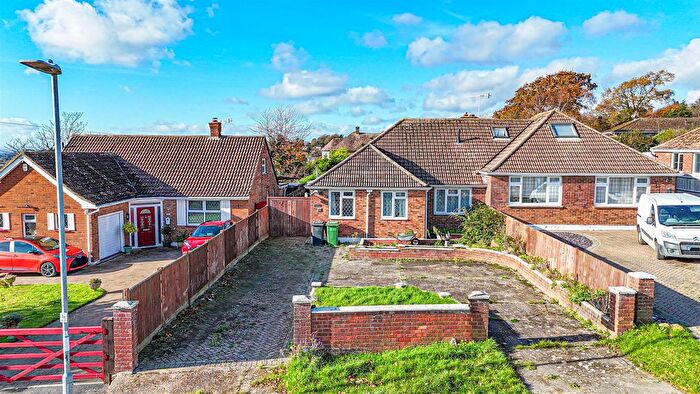 3 Bedroom Semi-detached Bungalow For Sale In Pine Avenue, Hastings, TN34