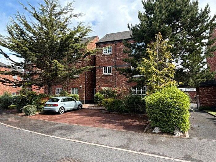 3 Bedroom Flat For Sale In Thomas Brassey Close, Hoole, Chester, CH2