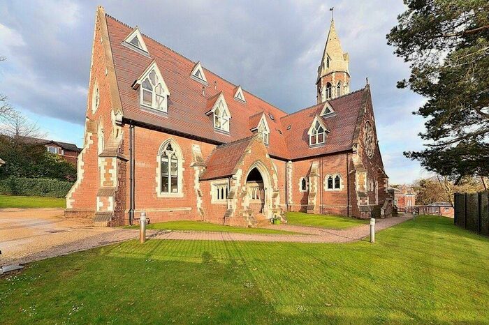 2 Bedroom Apartment To Rent In St James Church, Edgbaston, B15