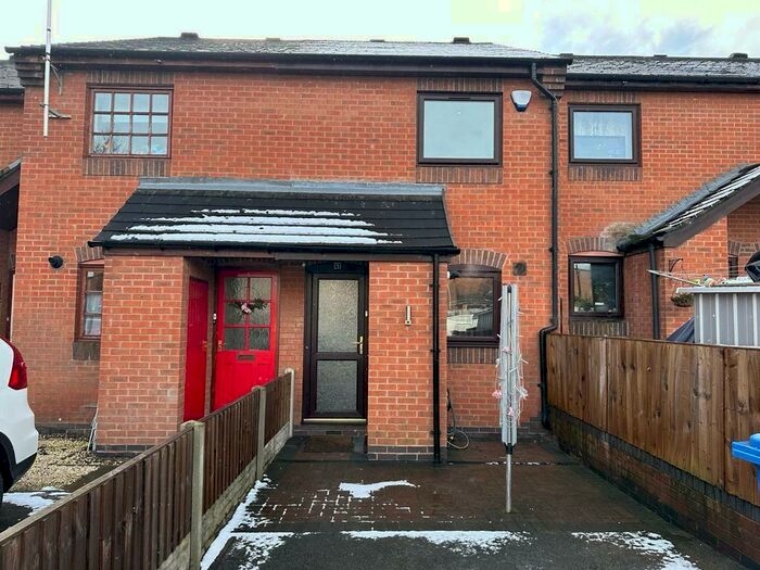 2 Bedroom House To Rent In Vale Mills, Boyer Street, DE22