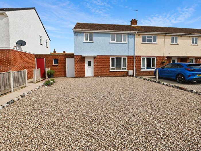 3 Bedroom End Of Terrace House For Sale In Campion Avenue, Gorleston, NR31