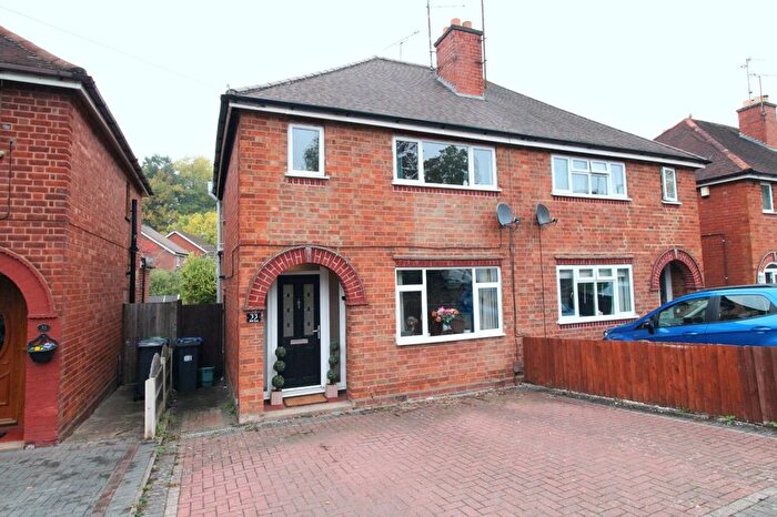 3 Bedroom Semi-Detached House For Sale In Mill End, Kenilworth, Warwickshire, CV8