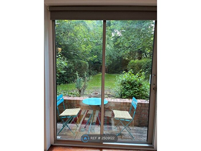 Studio To Rent In Frognal, London, NW3