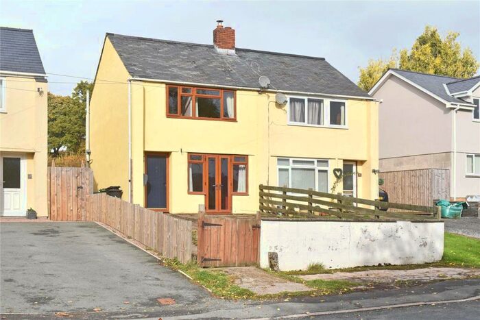 3 Bedroom Semi-Detached House For Sale In Colwyn Terrace, Hundred House, Llandrindod Wells, Powys, LD1